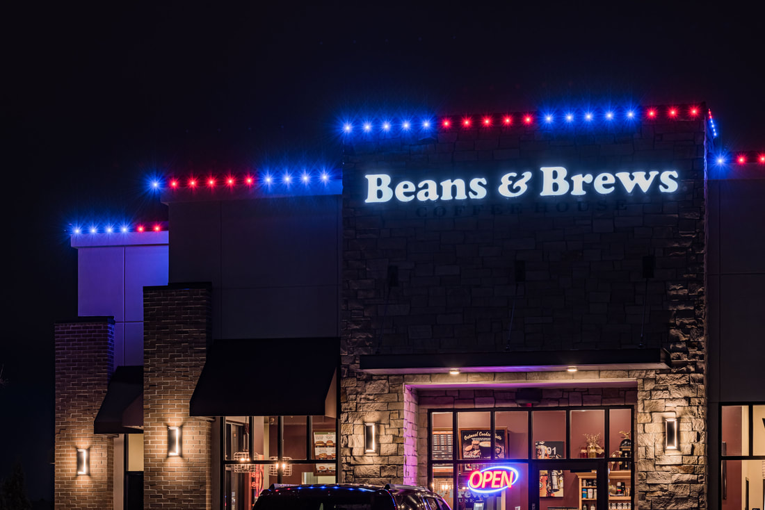 Commercial building with programmable lighting